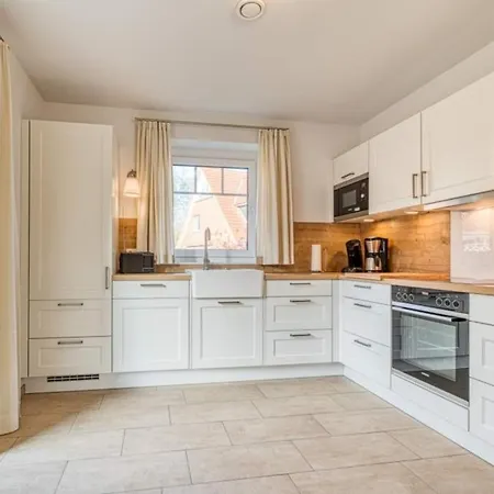 Der Kleine Friese Timmendorfer Strand